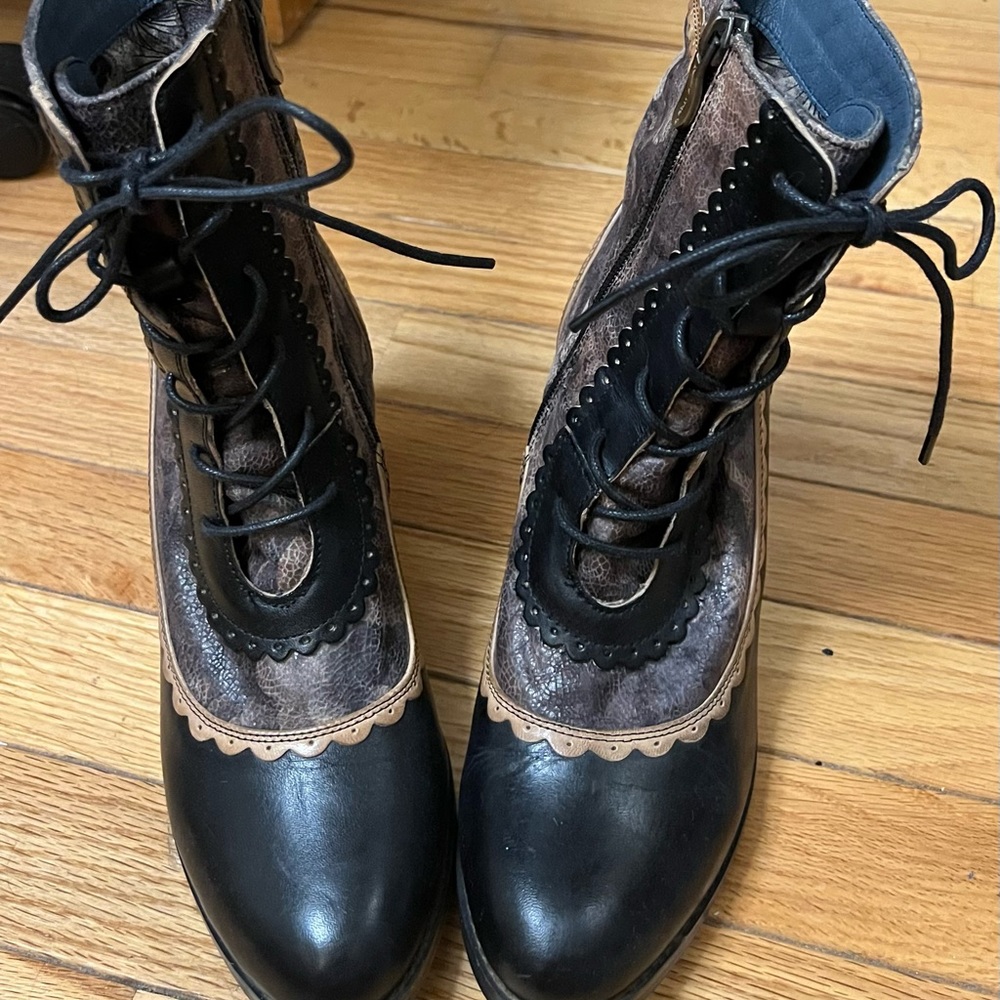 SpringStep/L’Artiste Booties